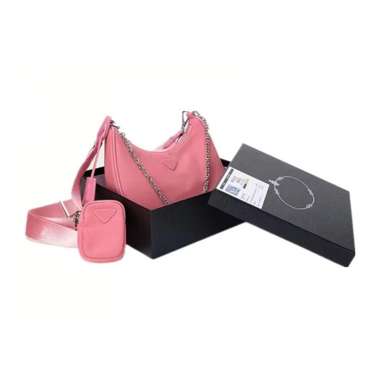 Black Nylon Shoulder Messenger Bag for Women Luxury Handbag Hobo Designer With Mini Pocket Brand Female Crossbody Bag P678, Pink
Black Nylon Shoulder Messenger Bag for Women Luxury Handbag Hobo Designer With Mini Pocket Brand Female Crossbody Bag P678, Pink