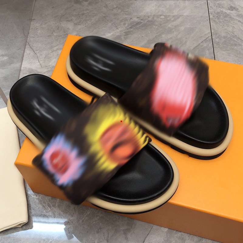 2023 Fashion Luxuries Designers Summer Flat Slipper Sheepskin Diamond Lattice Women Designer Sandals Genuine Leather Shoes With Box -200, Picture color
2023 Fashion Luxuries Designers Summer Flat Slipper Sheepskin Diamond Lattice Women Designer Sandals Genuine Leather Shoes With Box -200, Picture color