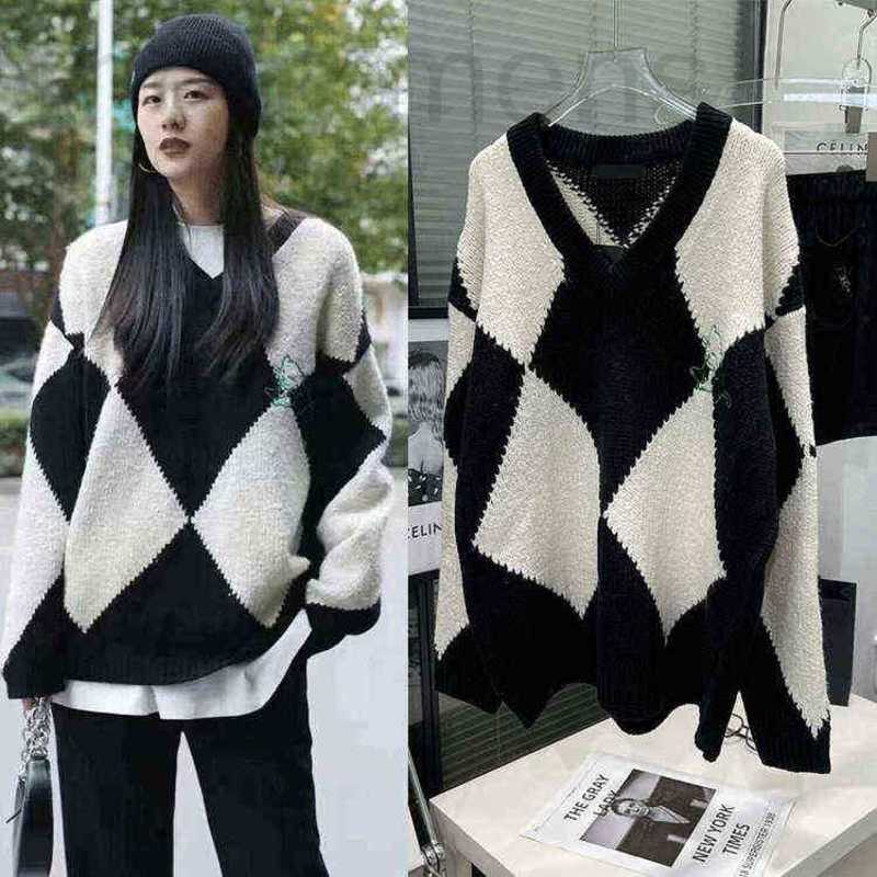 Women' Sweaters designer winter new ack and white diond latti emroidery cat loose V-neck wool swter simple ZFCU, Black-and-white checked
Women' Sweaters designer winter new ack and white diond latti emroidery cat loose V-neck wool swter simple ZFCU, Black-and-white checked
