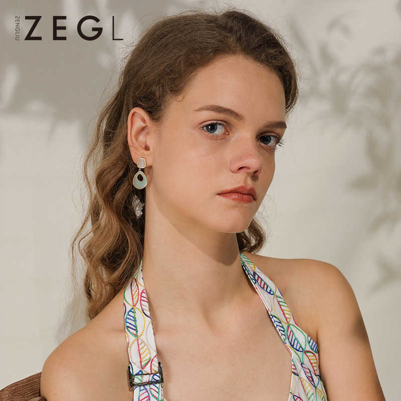 ZEGL Morandi color earrings for female niche design Korean style earrings pendants silver needles summer earrings
ZEGL Morandi color earrings for female niche design Korean style earrings pendants silver needles summer earrings