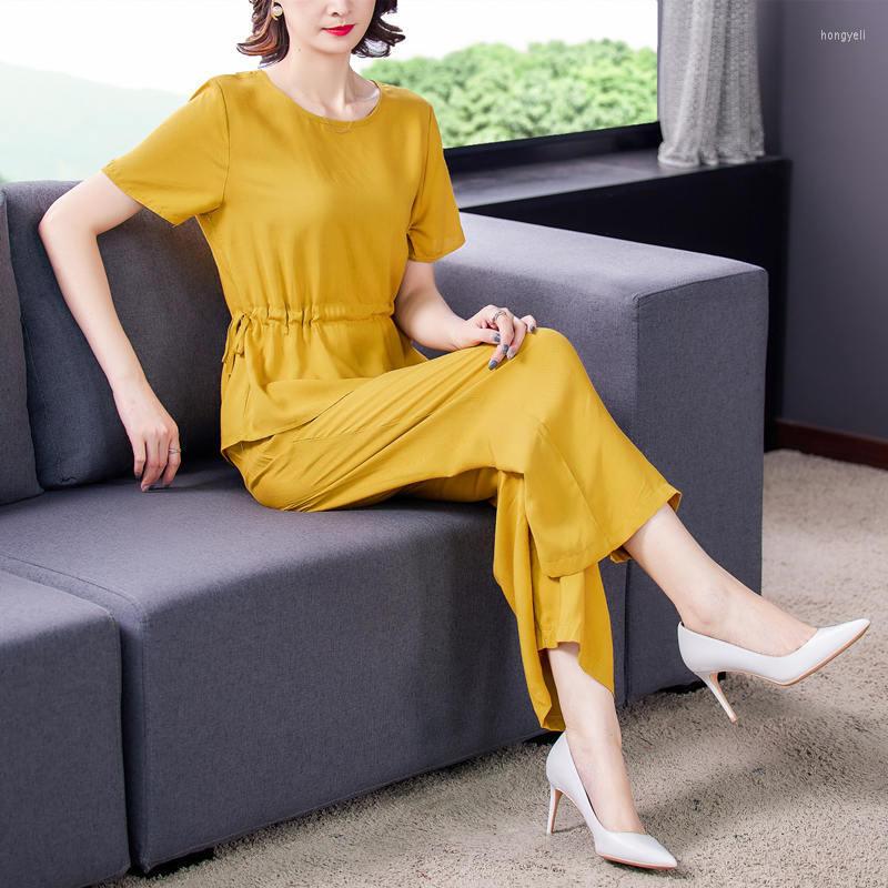 Women's Two Piece Pants 2023 Women Spring Summer Middle Age 2 Set Lady O-neck Casual Tops And Wide Leg Pant Suit Female Elegant E879, Green
Women's Two Piece Pants 2023 Women Spring Summer Middle Age 2 Set Lady O-neck Casual Tops And Wide Leg Pant Suit Female Elegant E879, Green
