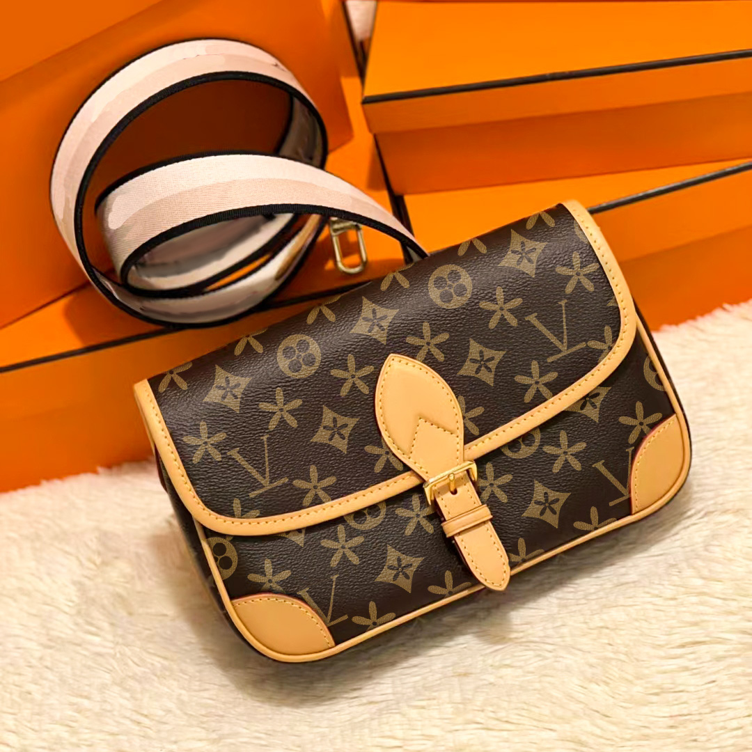 Luxurys M45985 M46386 Shoulder diane bag Leather sunset tote handbag pochette designer gym satchel bag Womens Mens clutch crossbody wallet baguette messenger bags, Pink
Luxurys M45985 M46386 Shoulder diane bag Leather sunset tote handbag pochette designer gym satchel bag Womens Mens clutch crossbody wallet baguette messenger bags, Pink