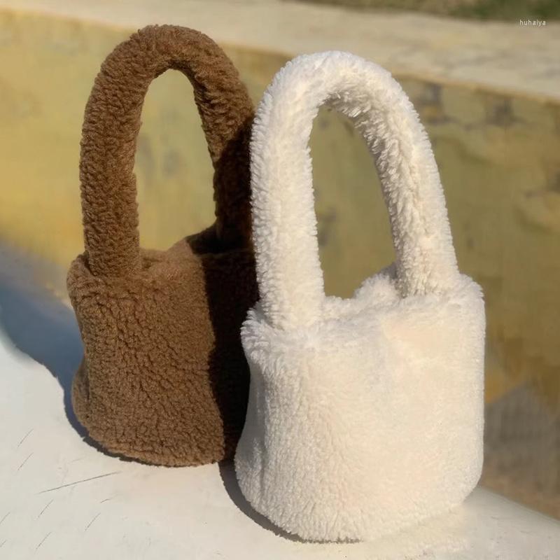 Evening Bags Winter Furry Women's Soft Plush Handbags Solid Color Ladies Small Square Shoulder Faux Fur Female Tote Purse Bucket Bag, Beige
Evening Bags Winter Furry Women's Soft Plush Handbags Solid Color Ladies Small Square Shoulder Faux Fur Female Tote Purse Bucket Bag, Beige