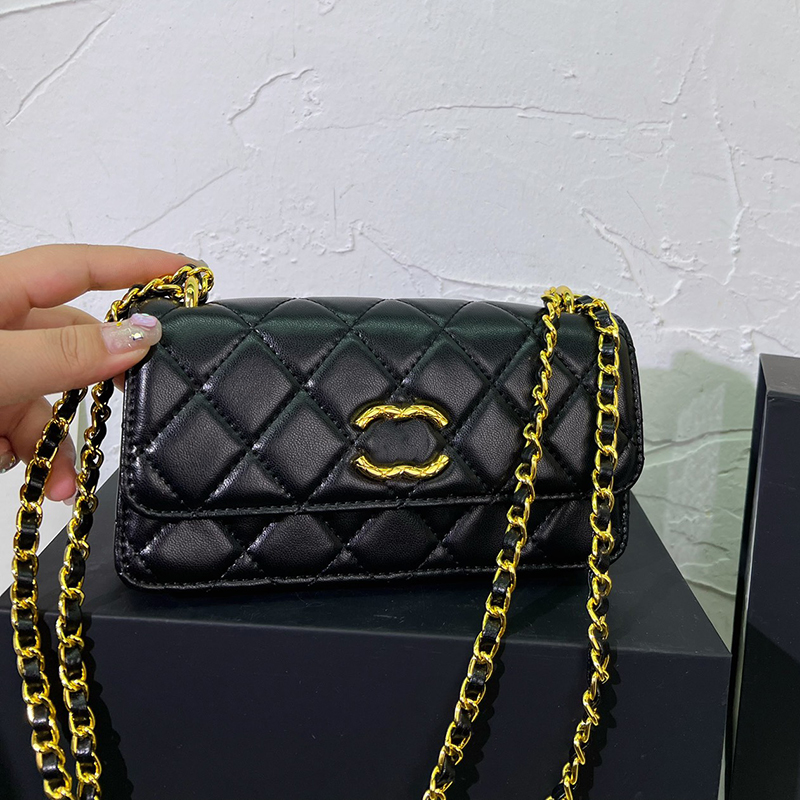 Designer Womens Shoulder Bag Mini Classic Caviar Bag Flip Ringer Hardware Metal Buckle Double Chain Handheld Crossbody Bags Fashion Princess Bags 19x10cm, Box
Designer Womens Shoulder Bag Mini Classic Caviar Bag Flip Ringer Hardware Metal Buckle Double Chain Handheld Crossbody Bags Fashion Princess Bags 19x10cm, Box