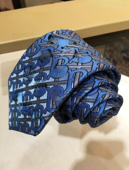 Elegant Style Silk Neck Ties Business Jacquard Handmade Custom Men Formal Ties Classic Printing
Elegant Style Silk Neck Ties Business Jacquard Handmade Custom Men Formal Ties Classic Printing