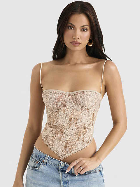 New 2022 Lace Busiter Vest Tops Fashion Backless Streetwear y2k Clothes Nightclub Party Tanks Cami Crop Top Women, Beige
New 2022 Lace Busiter Vest Tops Fashion Backless Streetwear y2k Clothes Nightclub Party Tanks Cami Crop Top Women, Beige