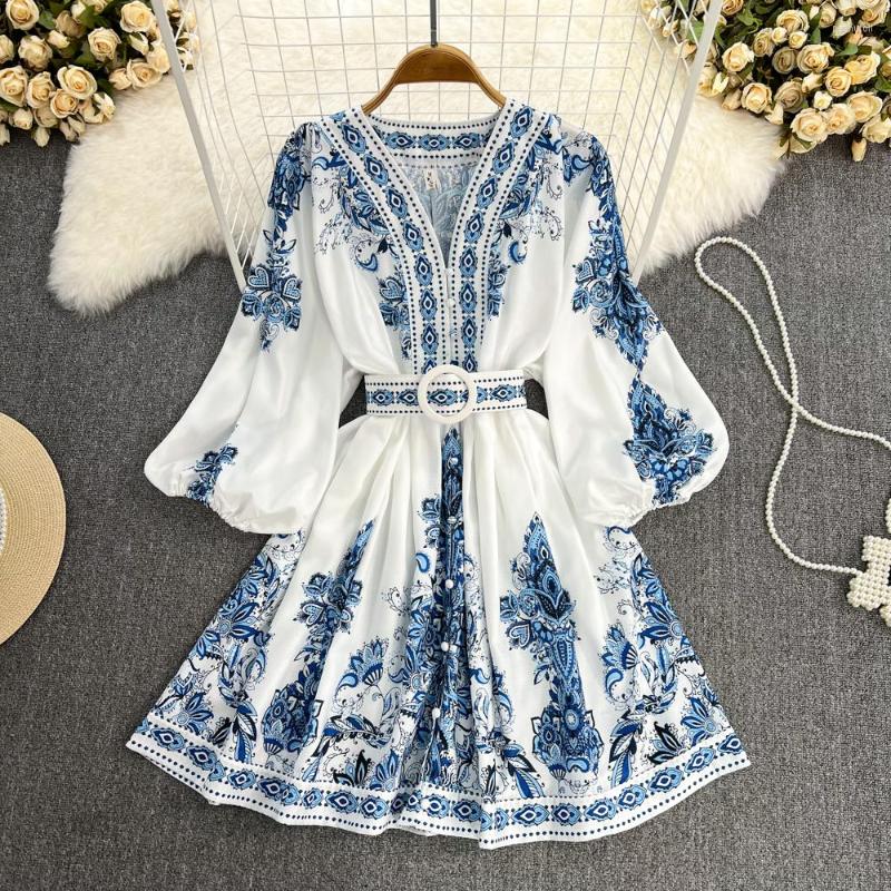 Casual Dresses French Chic V Neck Printing Dress Woman Chiffon High Waist Midi Women Lantern Sleeve A-line Vintage Clothes Drop, Blue
Casual Dresses French Chic V Neck Printing Dress Woman Chiffon High Waist Midi Women Lantern Sleeve A-line Vintage Clothes Drop, Blue