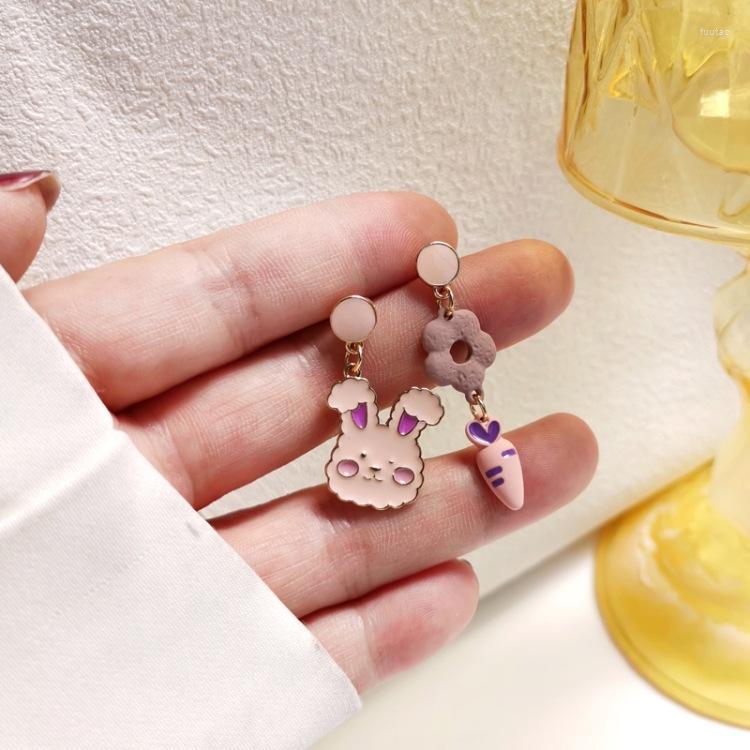Dangle Earrings Cute Fun Pink Enamel Carrot Drop For Women Girls Student Asymmetric Animal Earring Y2K Jewelry Gift
Dangle Earrings Cute Fun Pink Enamel Carrot Drop For Women Girls Student Asymmetric Animal Earring Y2K Jewelry Gift