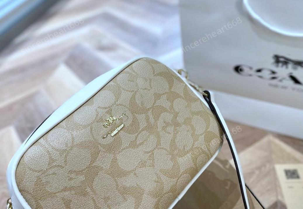 Top quality 7A leather mini bag designer shoulder bags men and women messenger bag wallet fashion backpack handbag coin purse9423804, Beige
Top quality 7A leather mini bag designer shoulder bags men and women messenger bag wallet fashion backpack handbag coin purse9423804, Beige
