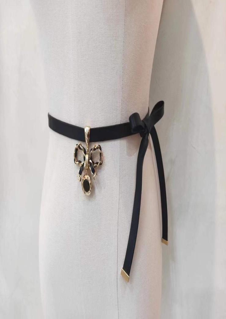 Brand Long Thin Sheepskin Belt Female Double Color Bowknot Waist Chain Black Genuine Leather Waistband Women Accessories Bow Neckl3251772
Brand Long Thin Sheepskin Belt Female Double Color Bowknot Waist Chain Black Genuine Leather Waistband Women Accessories Bow Neckl3251772