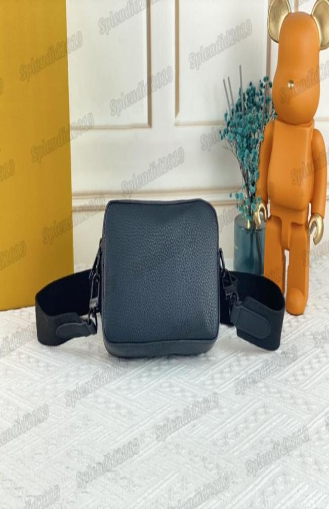 Alpha Wearable Bags Luxury Designers small Messenger Bags Men Women Sports Outdoor Plaid Coated Canvas Crossbody Shoulder camera B1684387, Beige
Alpha Wearable Bags Luxury Designers small Messenger Bags Men Women Sports Outdoor Plaid Coated Canvas Crossbody Shoulder camera B1684387, Beige