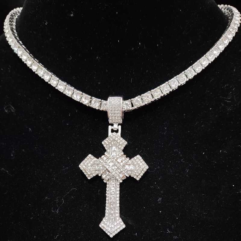 Men Women Hip Hop Cross Pendant Necklace with 4mm Zircon Tennis Chain Iced out Bling chocker Necklaces HipHop Fashion Jewelry
Men Women Hip Hop Cross Pendant Necklace with 4mm Zircon Tennis Chain Iced out Bling chocker Necklaces HipHop Fashion Jewelry