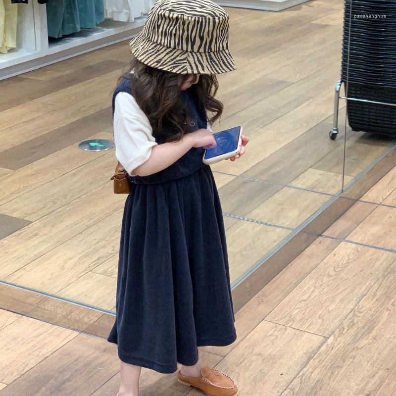 Clothing Sets Children 2023 Girls Set Fashion Spring And Summer Korean Style Wide Leg Pants White T Shirt Casual Two Piece, Navy set
Clothing Sets Children 2023 Girls Set Fashion Spring And Summer Korean Style Wide Leg Pants White T Shirt Casual Two Piece, Navy set