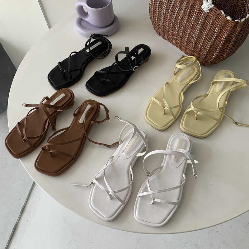 New Sandals Summer Women Shoes Low Round Heel Narrow Band Gladiator Casual Ladies Outdoor Beach Slides 230511, Black
New Sandals Summer Women Shoes Low Round Heel Narrow Band Gladiator Casual Ladies Outdoor Beach Slides 230511, Black