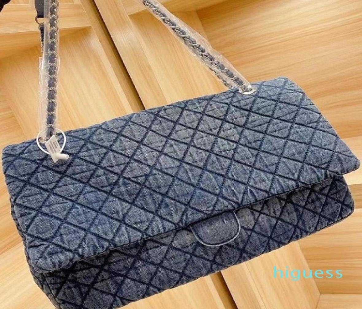 Designer Fashion Ladies Handbags Women Shoulder denim highcapacity fashion shopping bag Colors but classic2054467, Blue
Designer Fashion Ladies Handbags Women Shoulder denim highcapacity fashion shopping bag Colors but classic2054467, Blue