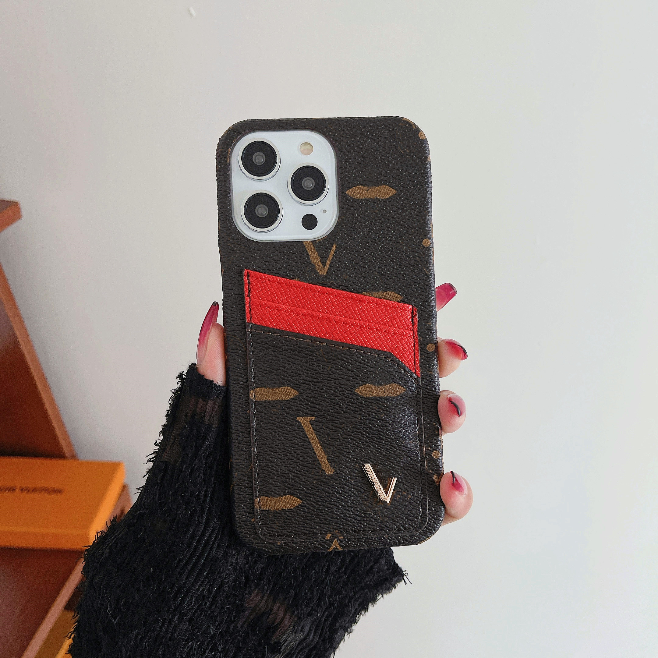 Phone Case Designer iPhone Case for Apple iphone 14 Pro Max 14 Plus 13 12 11 pro max X XR XS XSMAX 7 8 samsung s23 ultra s23 s22 s22 plus with Card Holder Pocket Mobile Cover, Gift box
Phone Case Designer iPhone Case for Apple iphone 14 Pro Max 14 Plus 13 12 11 pro max X XR XS XSMAX 7 8 samsung s23 ultra s23 s22 s22 plus with Card Holder Pocket Mobile Cover, Gift box