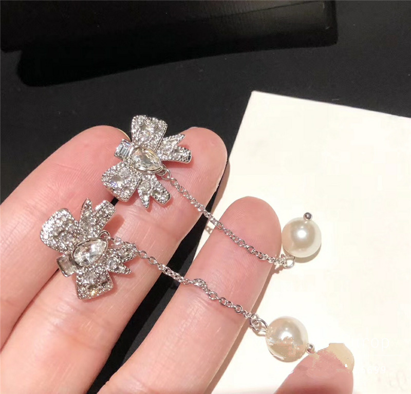 Designer earrings for woman female jewelry elegant earrings cute fruit retro luxury accessories high quality texture sterling silver earring
Designer earrings for woman female jewelry elegant earrings cute fruit retro luxury accessories high quality texture sterling silver earring