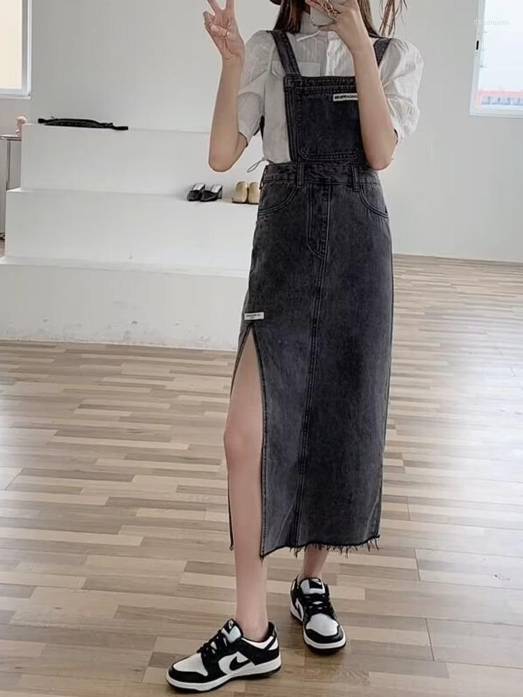 Skirts Feynzz' American Retro Strappy Denim Trousers Women' Loose Wide-legged Spring And Autumn Western Style Age-reducing Fashion, Black
Skirts Feynzz' American Retro Strappy Denim Trousers Women' Loose Wide-legged Spring And Autumn Western Style Age-reducing Fashion, Black