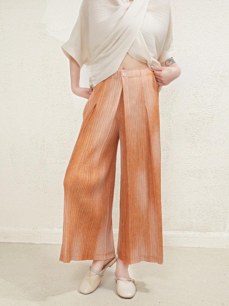 Women's Pants Miyake Pleated Straight Pant Women 2023 Summer Korean Fashion Loose Ankle-Length Wide Leg High Waist One Button Casual, Black
Women's Pants Miyake Pleated Straight Pant Women 2023 Summer Korean Fashion Loose Ankle-Length Wide Leg High Waist One Button Casual, Black