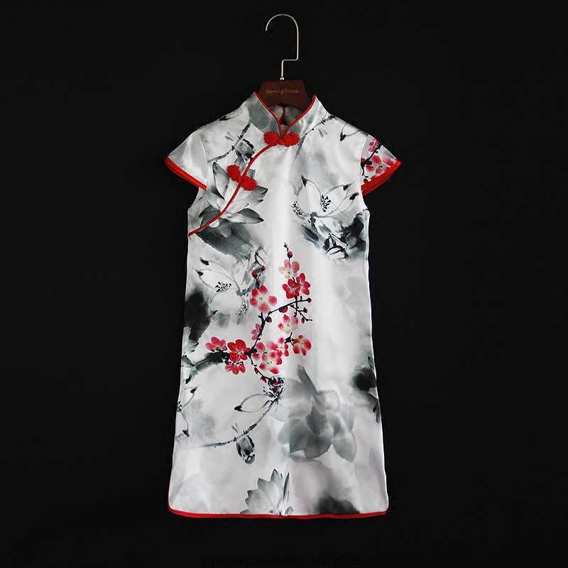Summer New Girls' Silk Qipao Chinese Style Ethnic Tang Suit Children's Baby Princess Dress Parent Child Mother Daughter, Silk ink red plum blossom
Summer New Girls' Silk Qipao Chinese Style Ethnic Tang Suit Children's Baby Princess Dress Parent Child Mother Daughter, Silk ink red plum blossom