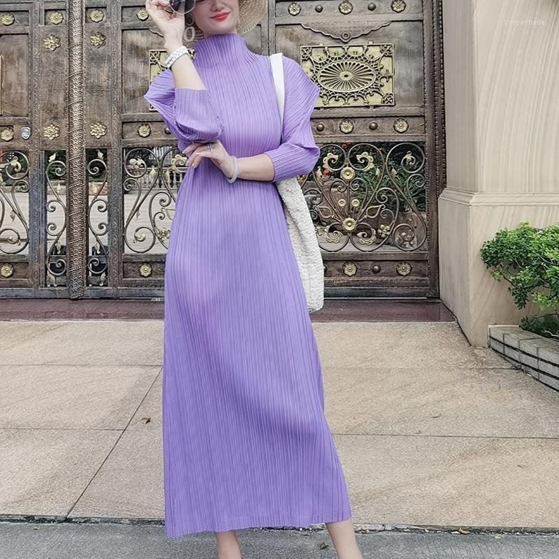 Casual Dresses YUDX Miyake Pleated Half High Collar Batwing Sleeve Elastic Waist Causal Style Elegant For Women 2023 Party Wear Fashion, Black
Casual Dresses YUDX Miyake Pleated Half High Collar Batwing Sleeve Elastic Waist Causal Style Elegant For Women 2023 Party Wear Fashion, Black