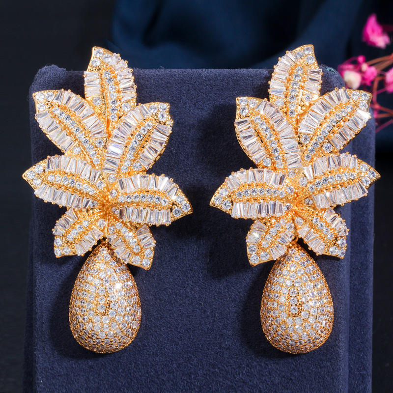 Luxurious Charm Big Pineapple Earring Designer for Woman Wedding AAA Cubic Zirconia Diamond 925 Sterling Silver Post 18k Gold Earrings Jewelry Anniver