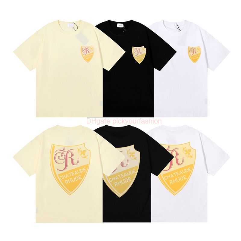 Designer Fashion Clothing Tees Tshirt Rhude Summer Niche Fashion Shield Letter Printed Round Neck Casual Men Women Short Sleeved High Street Loose Fitting Couple Ts
Designer Fashion Clothing Tees Tshirt Rhude Summer Niche Fashion Shield Letter Printed Round Neck Casual Men Women Short Sleeved High Street Loose Fitting Couple Ts