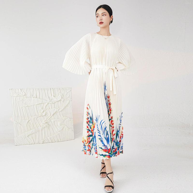 Casual Dresses SuperAen Korean Printed Dress Women Spring And Autumn Loose Oversize Lady High Waist Lace-up Pleated, Gray
Casual Dresses SuperAen Korean Printed Dress Women Spring And Autumn Loose Oversize Lady High Waist Lace-up Pleated, Gray