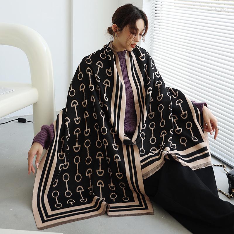 Scarves Luxury Design Women Winter Warm Cashmere Scarf Pashmina Shawls Wraps Female Print Thick Blanket Neck Bufanda
Scarves Luxury Design Women Winter Warm Cashmere Scarf Pashmina Shawls Wraps Female Print Thick Blanket Neck Bufanda
