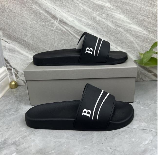 526 Fashion slipper sliders Paris slides sandals slippers for men women WITH ORIGINAL BOX Hot Designer unisex beach flip AEARQAE, A+
526 Fashion slipper sliders Paris slides sandals slippers for men women WITH ORIGINAL BOX Hot Designer unisex beach flip AEARQAE, A+