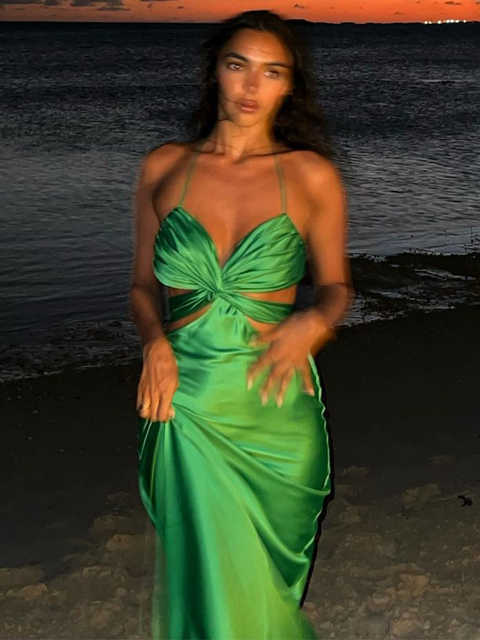 Girls Fashion Streetwear Summer Rave Outfits Clothes New Halter Vacation Beachwear Gown Silk Satin Blue Long Dresses, Pink
Girls Fashion Streetwear Summer Rave Outfits Clothes New Halter Vacation Beachwear Gown Silk Satin Blue Long Dresses, Pink
