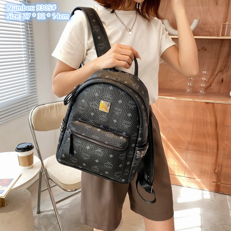 Factory wholesale ladies shoulder bag 7 colors large capacity vertical trend rivet backpack small fresh printed handbag cartoon pendant fashion travel backpacks