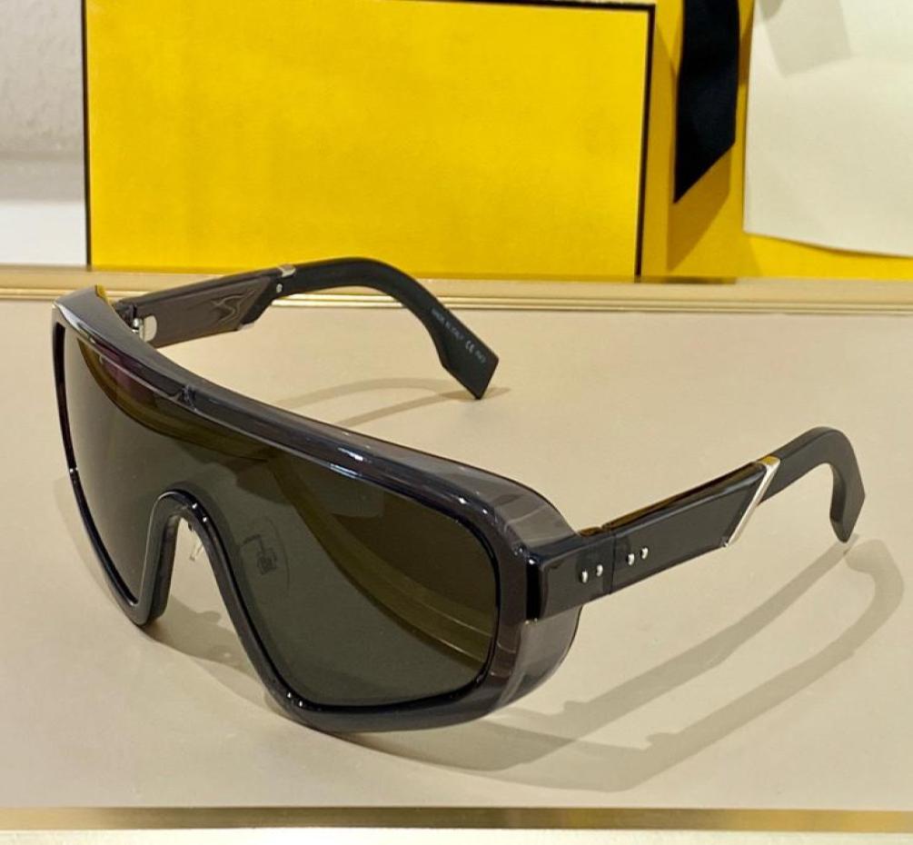 Sunglasses For Men Women Summer 0084 Style Sunshade AntiUltraviolet Retro Plate Plank Full Frame One Piece Lens Glasses Random Bo9273914
Sunglasses For Men Women Summer 0084 Style Sunshade AntiUltraviolet Retro Plate Plank Full Frame One Piece Lens Glasses Random Bo9273914