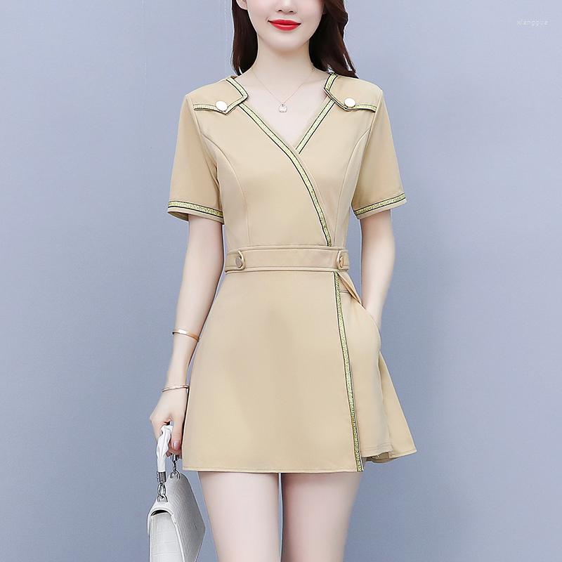 Work Dresses 2023 Summer Women Retro OL Wear Clothing V Neck Two Buttons Slim Waist Split Dress And Blazer Shorts 2pcs Set Outfits, Black set
Work Dresses 2023 Summer Women Retro OL Wear Clothing V Neck Two Buttons Slim Waist Split Dress And Blazer Shorts 2pcs Set Outfits, Black set