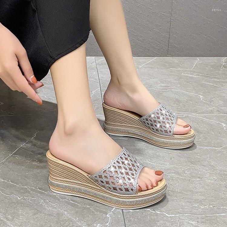 Slippers Glitter Slides Female Shoes Casual Women Heels Platform Low On A Wedge Jelly 2023 Luxury High Basic Rome Crystal Fashio
Slippers Glitter Slides Female Shoes Casual Women Heels Platform Low On A Wedge Jelly 2023 Luxury High Basic Rome Crystal Fashio