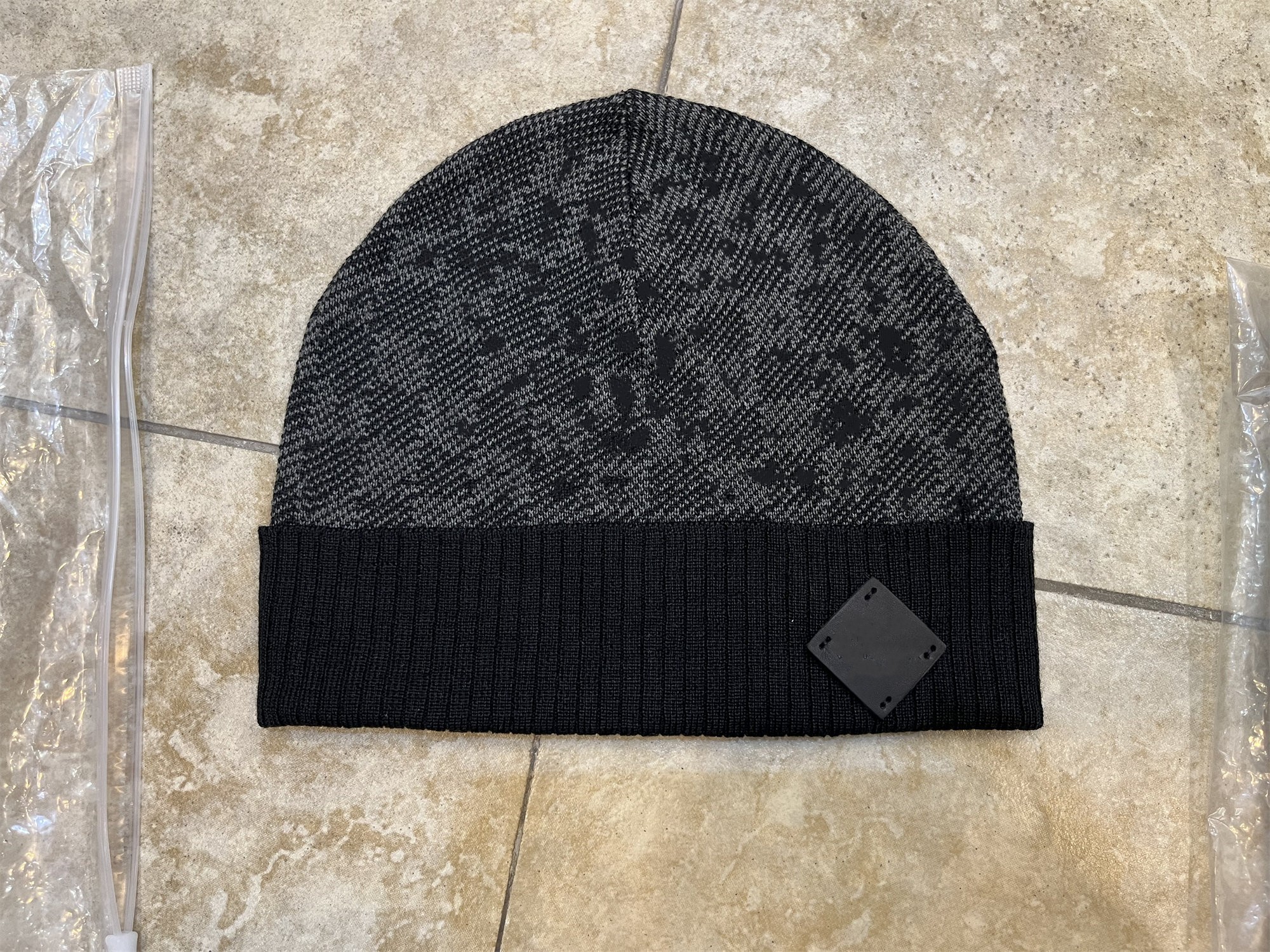 2023 Classic Designer Winter Beanie Men And Women Fashion Design Knitted Caps Autumn Wool Hat Letter Jacquard Unisex Warm Skull Cap 78765
2023 Classic Designer Winter Beanie Men And Women Fashion Design Knitted Caps Autumn Wool Hat Letter Jacquard Unisex Warm Skull Cap 78765