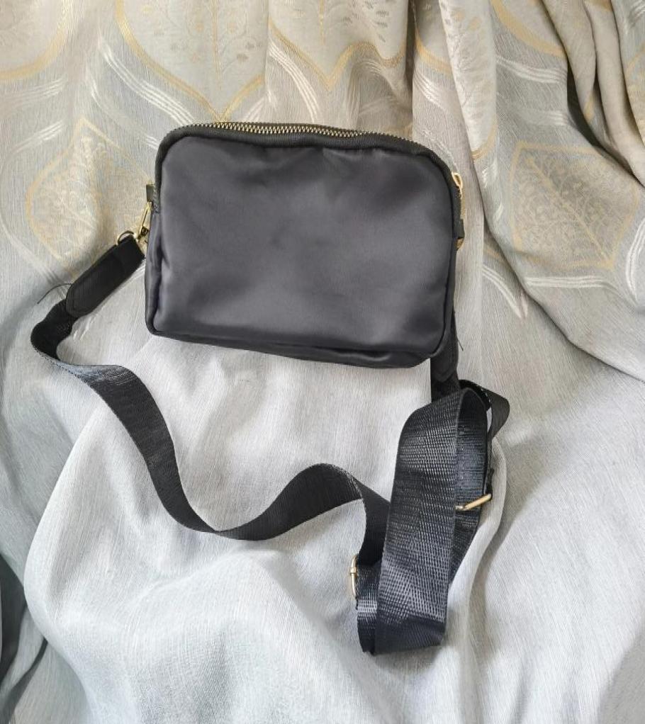 brand designer Three zippers Purse shoulder bags wallet coin purse crossbody cross body Waterproof nylon clutch bag handbags Phone7177003, Black
brand designer Three zippers Purse shoulder bags wallet coin purse crossbody cross body Waterproof nylon clutch bag handbags Phone7177003, Black