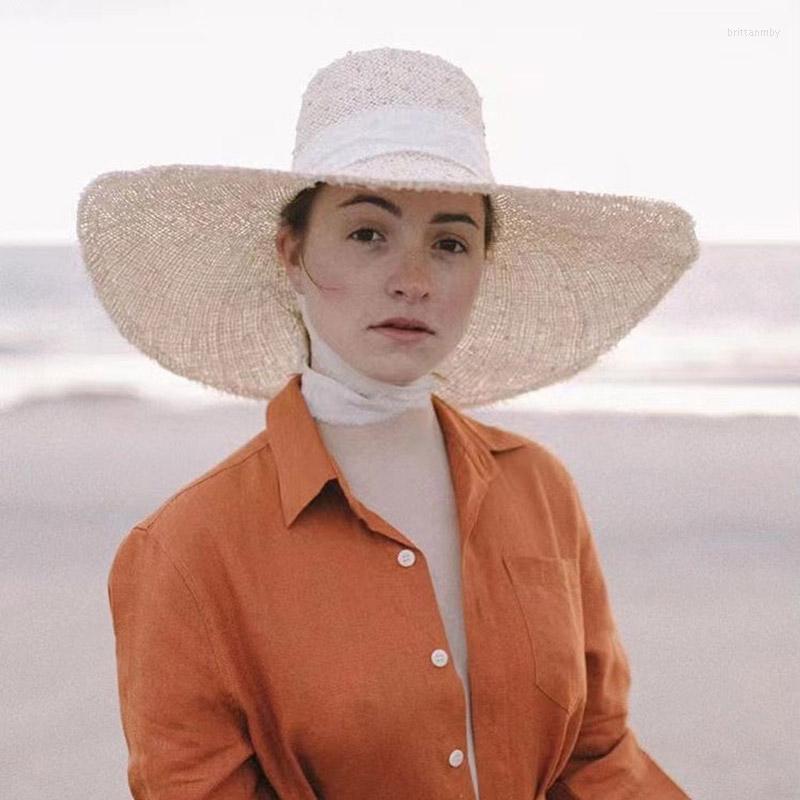 Berets Europe America Fashion High Quality Sisal Polka Dot Straw Hats For Women Men Designer Style Ribbon Big Wide Brim Sun Casual Cap, Jazz top
Berets Europe America Fashion High Quality Sisal Polka Dot Straw Hats For Women Men Designer Style Ribbon Big Wide Brim Sun Casual Cap, Jazz top