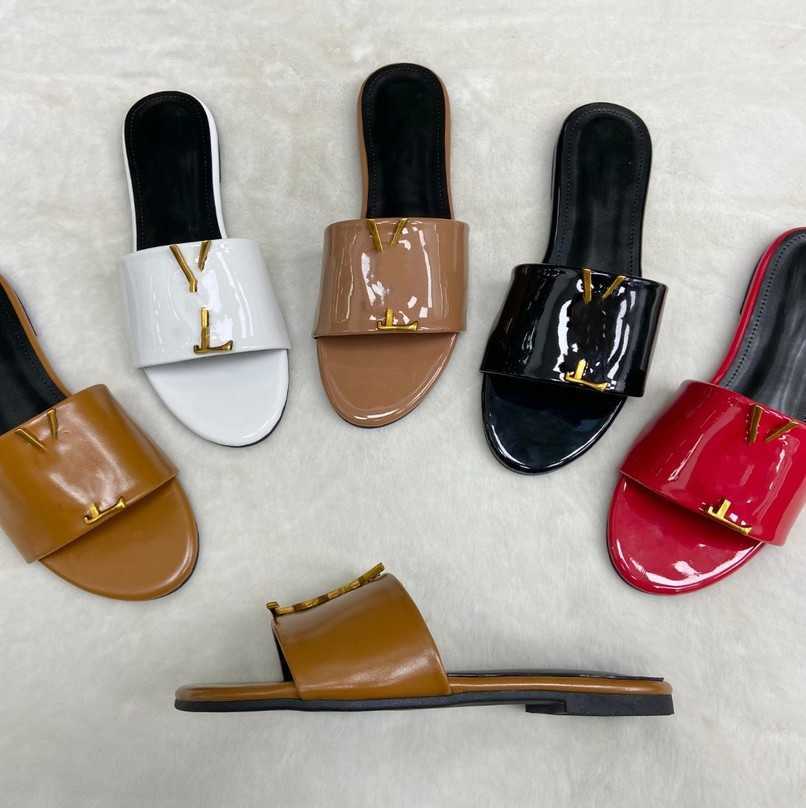 Designer Slippers Luxury Girls Women Sandals Brand Flat Mules Slip Gold Buckle Logo Slides YS Patent Leather SL Lady Sliders Flats Flip Flops Casual Summer Shoes, 2303pd54
Designer Slippers Luxury Girls Women Sandals Brand Flat Mules Slip Gold Buckle Logo Slides YS Patent Leather SL Lady Sliders Flats Flip Flops Casual Summer Shoes, 2303pd54