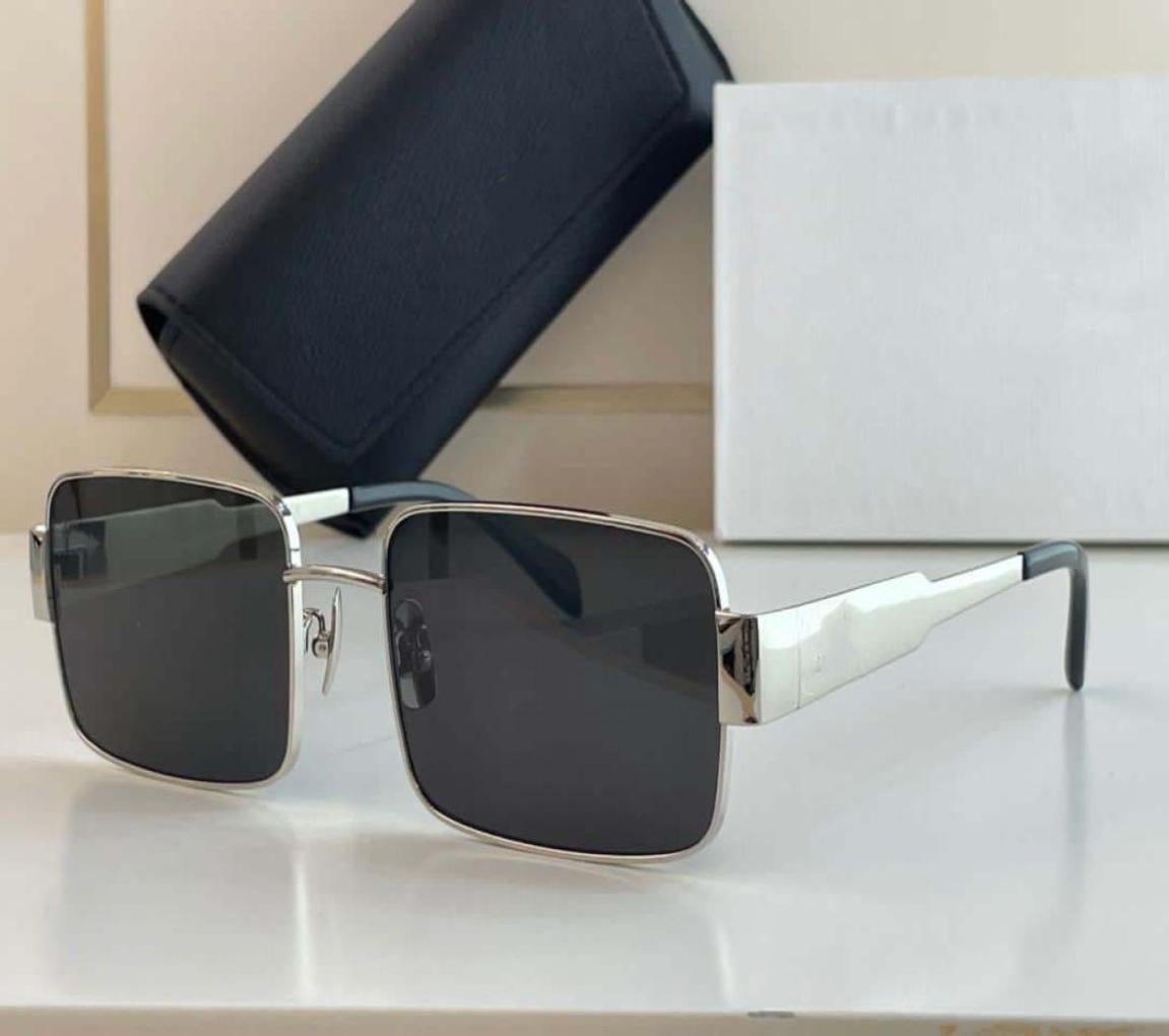 40234U Fashion sunglasses for women specially big square frame new sunglasses Simple atmosphere wild style uv400 protection lens e1474950
40234U Fashion sunglasses for women specially big square frame new sunglasses Simple atmosphere wild style uv400 protection lens e1474950