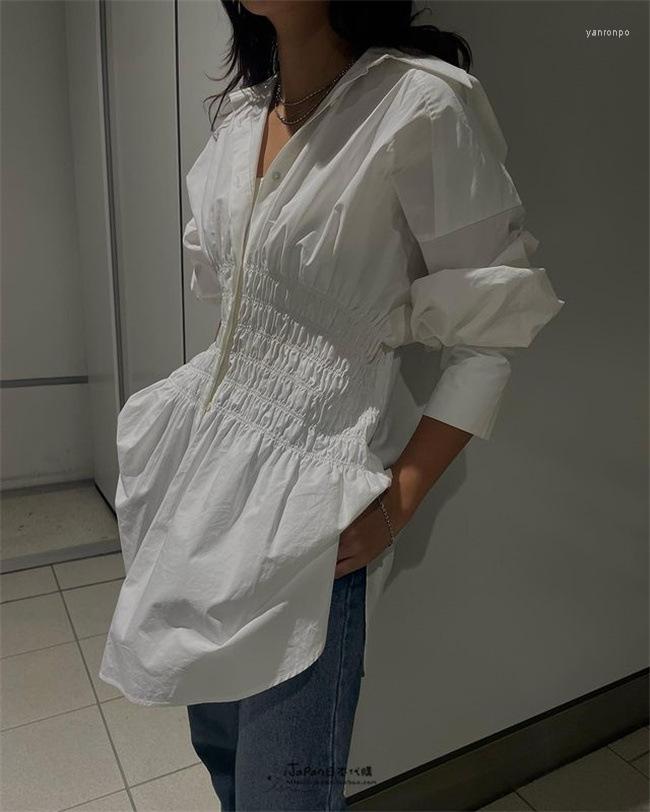 Women' Blouses SuperAen 2023 Spring Japanese Niche Design Fashion Commuter Waist Fold Cotton Loose Shirt Woman, White
Women' Blouses SuperAen 2023 Spring Japanese Niche Design Fashion Commuter Waist Fold Cotton Loose Shirt Woman, White