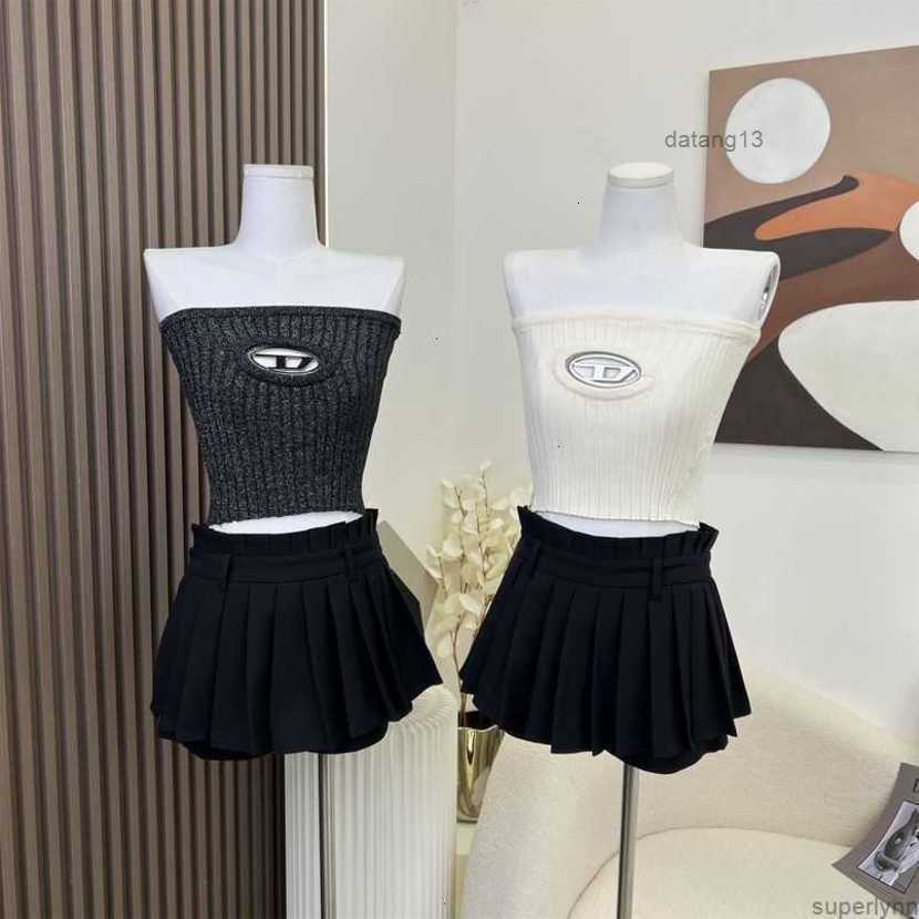 diesel Cropped Top Tank Designer T-shirt Hollow Out Tee Womens Knits Women Tops Sexy Sleeveless Yoga Summer Tees Vests Vvsl, Milk-white
diesel Cropped Top Tank Designer T-shirt Hollow Out Tee Womens Knits Women Tops Sexy Sleeveless Yoga Summer Tees Vests Vvsl, Milk-white