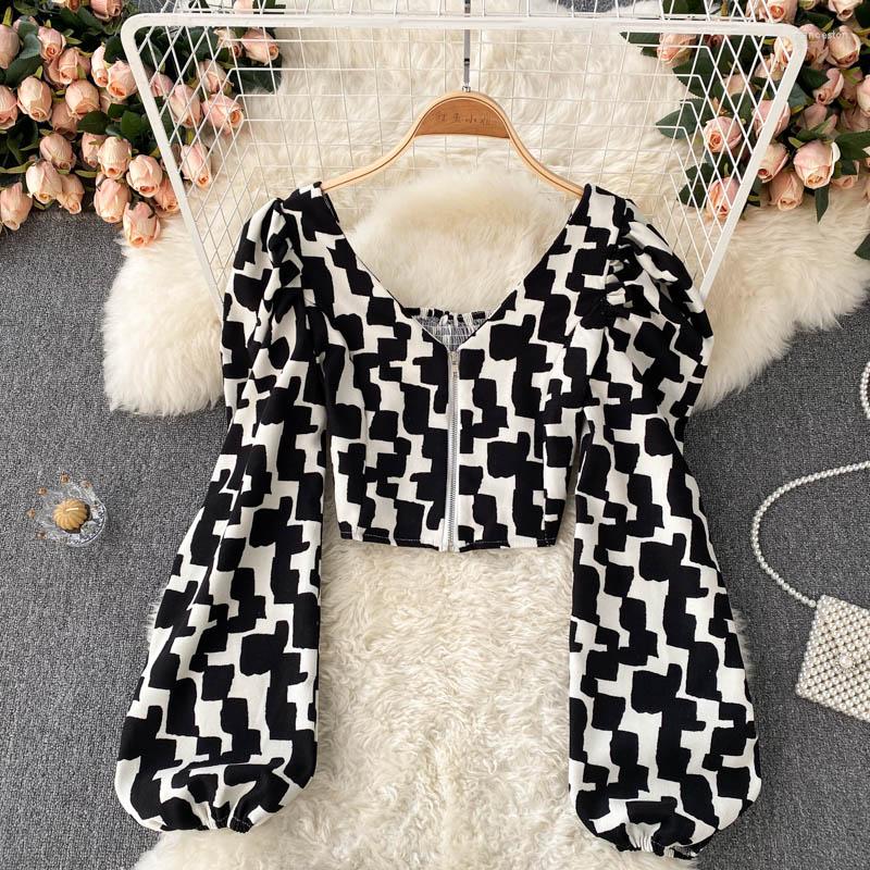 Women's Blouses WDMSNA Short Blusa Feminina V-neck Leopard Print Zipper Women Blouse Korean Puff Sleeve Contrast Ladies Shirt Autumn Tops, Green
Women's Blouses WDMSNA Short Blusa Feminina V-neck Leopard Print Zipper Women Blouse Korean Puff Sleeve Contrast Ladies Shirt Autumn Tops, Green