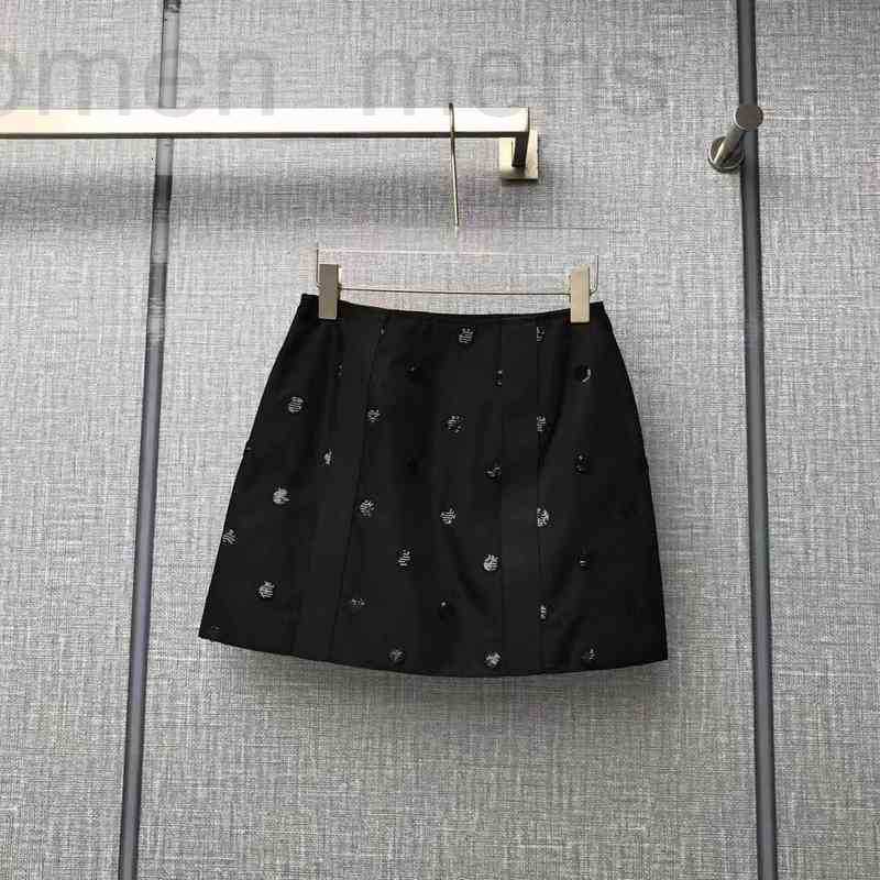 Skirts designer spring and suer new waist slim college style A-shaped short skirt round light pie emroidered for women XX8U, Black
Skirts designer spring and suer new waist slim college style A-shaped short skirt round light pie emroidered for women XX8U, Black