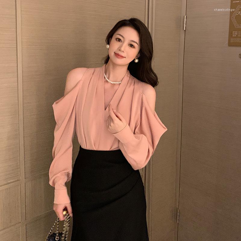 Women' Blouses Off Shoulder Fashion Full Sleeves Women Blouse V-Neck Ruffles Patchwork Ruched Chiffon Fabric Lady Tops Shirt Clothes
Women' Blouses Off Shoulder Fashion Full Sleeves Women Blouse V-Neck Ruffles Patchwork Ruched Chiffon Fabric Lady Tops Shirt Clothes