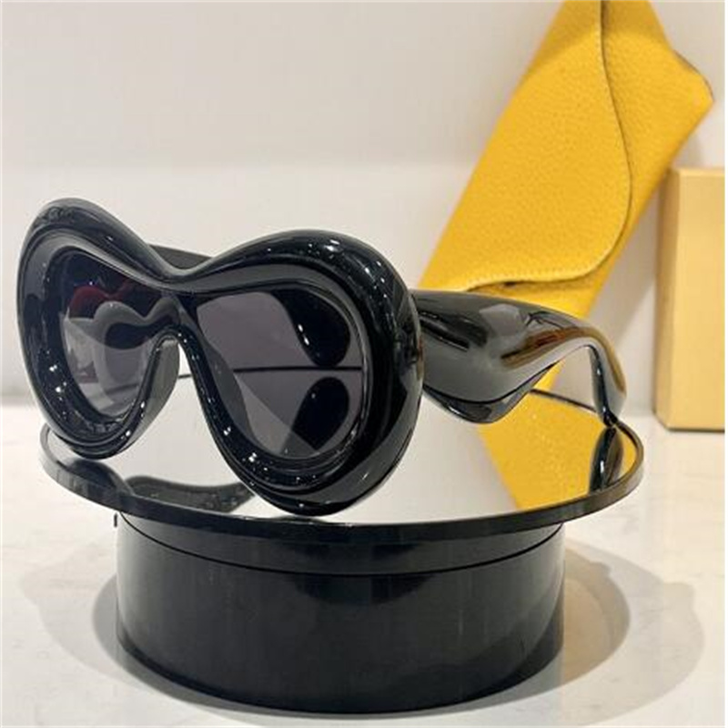 Luxury Designer Sunglasses for women men Unique frames 40099 Classic brand trend eyewear fashion chunky plate sunglasses Full Frame Random Box
Luxury Designer Sunglasses for women men Unique frames 40099 Classic brand trend eyewear fashion chunky plate sunglasses Full Frame Random Box