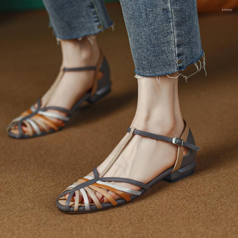 Sandals Fashion 2023 Summer Women's High-Heeled Pointed Hollow Shoes Simple Retro Solid Color 34-39
Sandals Fashion 2023 Summer Women's High-Heeled Pointed Hollow Shoes Simple Retro Solid Color 34-39