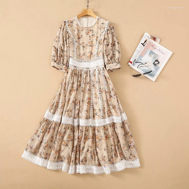 Party Dresses High Quality Runway Dress 2023 Summer Women Lurex Embroidery Floral Print Lace Patchwork 3/4 Sleeve Casual Vintage, Picture shown
Party Dresses High Quality Runway Dress 2023 Summer Women Lurex Embroidery Floral Print Lace Patchwork 3/4 Sleeve Casual Vintage, Picture shown
