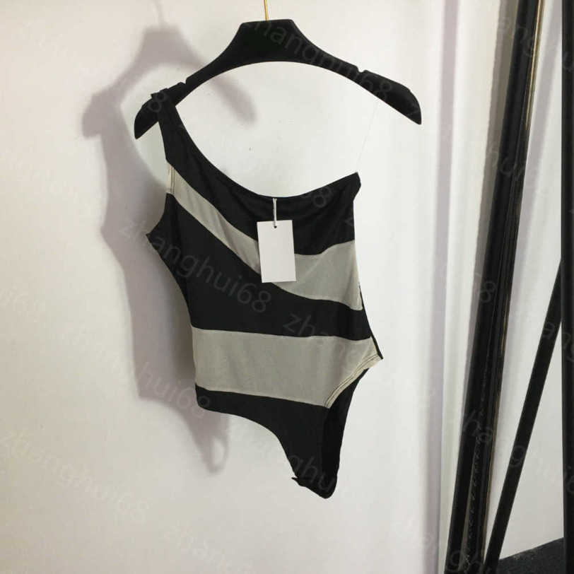 23ss One-piece swimsuit designer bikini Womens Swimwear Mesh perspective stitching transparent fishing line suspender one-piece swimsuit women clothes a1
23ss One-piece swimsuit designer bikini Womens Swimwear Mesh perspective stitching transparent fishing line suspender one-piece swimsuit women clothes a1
