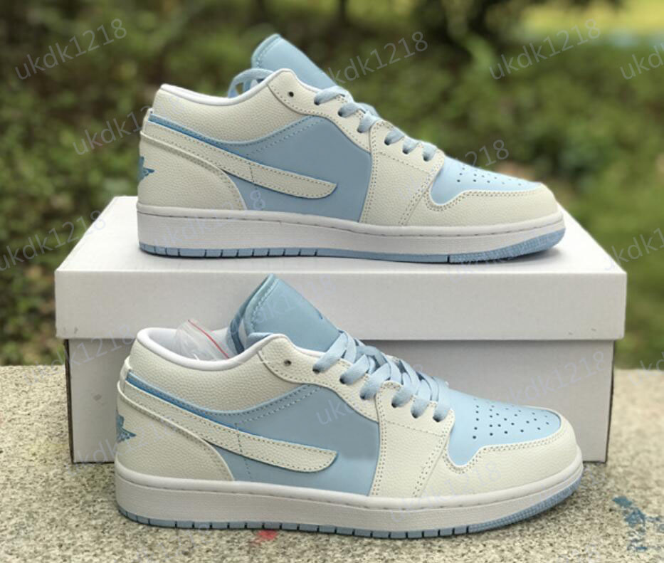 Women Men Outdoor Basketball ShoesAair Reverse Ice Blue 1s jumpmans 1 low trainers DV1299-104 mens womens designer sneakers, Sky blue
Women Men Outdoor Basketball ShoesAair Reverse Ice Blue 1s jumpmans 1 low trainers DV1299-104 mens womens designer sneakers, Sky blue